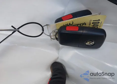 2014 Volkswagen Jetta 1.8T Se from USA, damaged, VIN 3VWD17AJ2EM421217